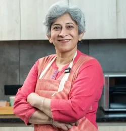 Meena-ji-768x768-1.webp